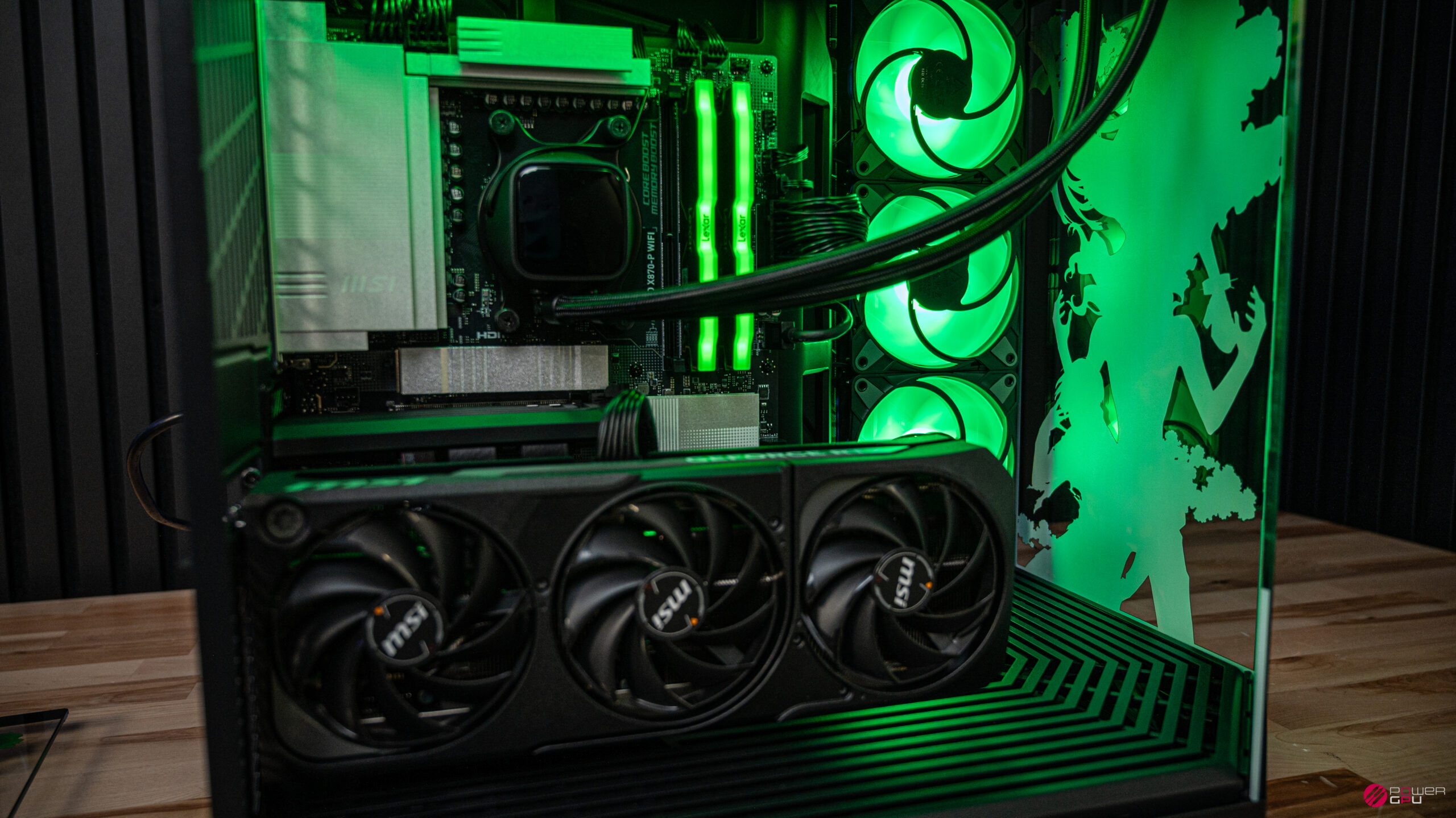 Masque RTX 5070 Gaming PC