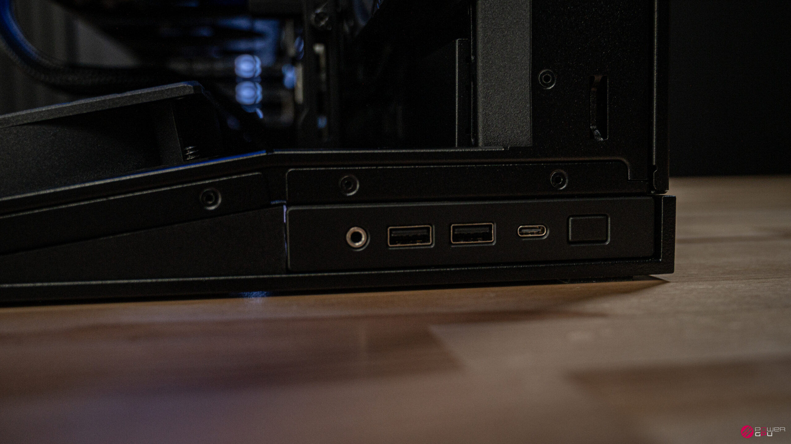 Astro RTX 5070 Gaming PC